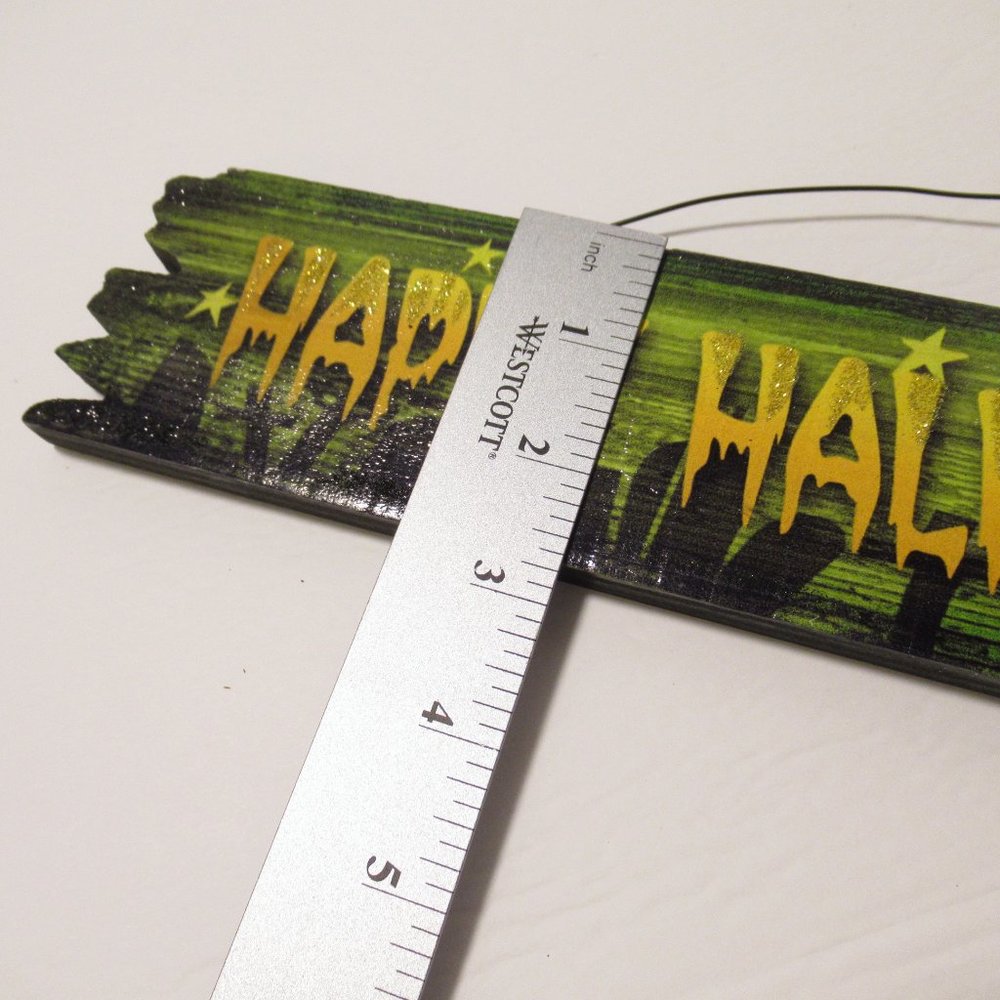 Happy Halloween Sign - Picture 6 of 10